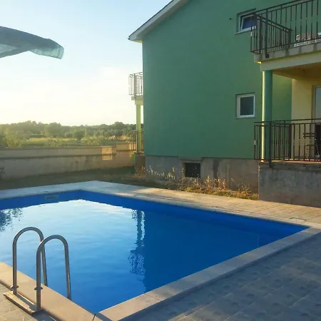 Niky & Tomy Apartment Pula